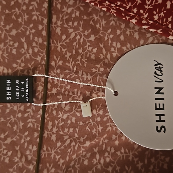 NWT Red and White Dress. Women's size Small. - Picture 5 of 10